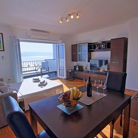 Studio Apartman Luka Senj  Buitenkant foto
